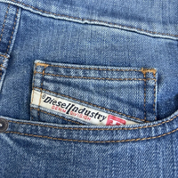 Regular Fit Straight Leg Mid Jeans