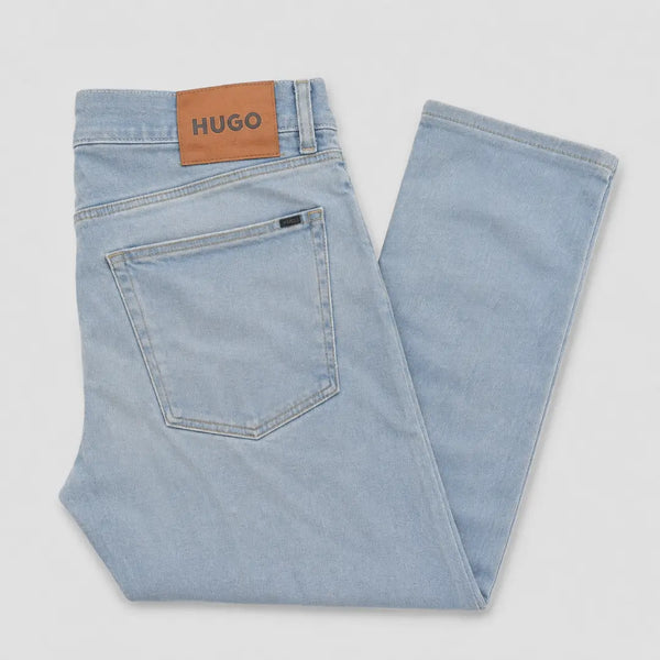 SLIM FIT JEANS in Light Wash