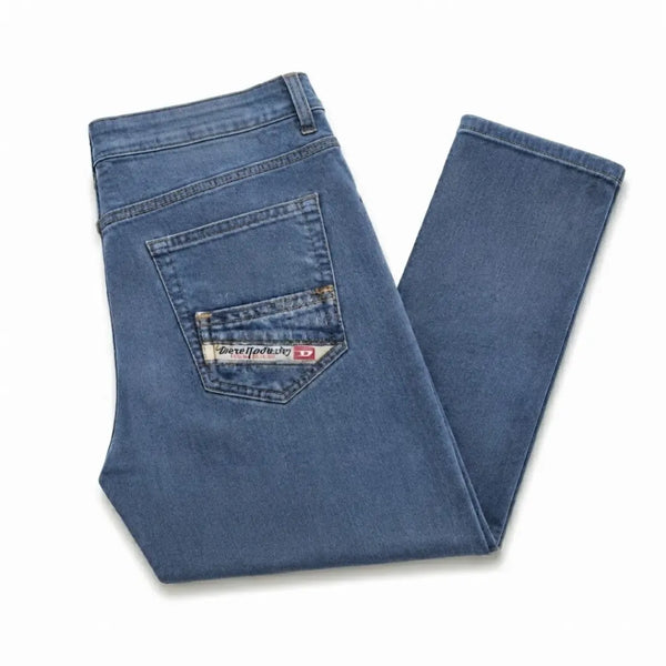 Regular Fit Straight Leg Mid Jeans