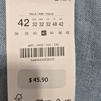 SLIM FIT JEANS in Light Wash
